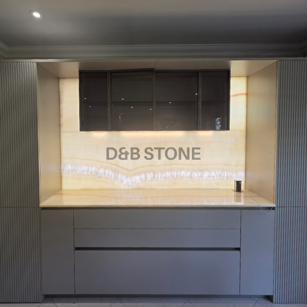 Honey onyx feature run