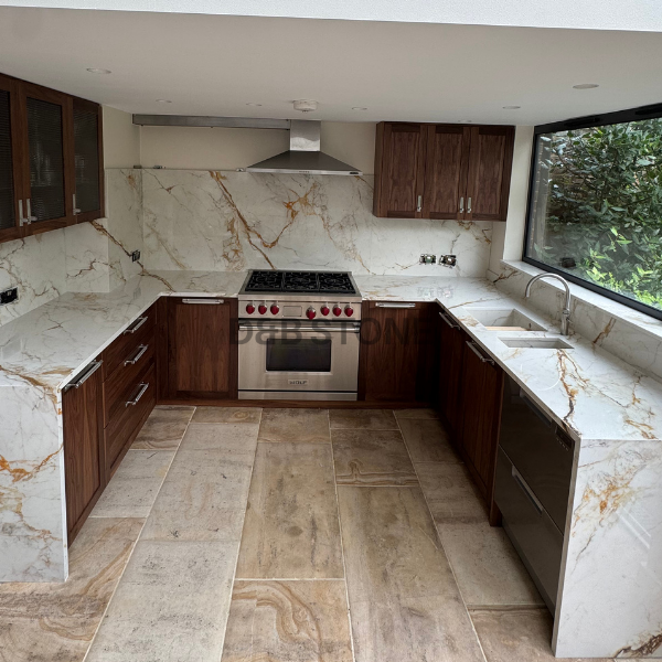 Calacatta-gold marble-effect quartz